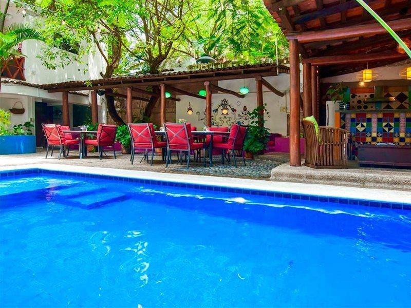 Villa Mercedes Petit Hotel-Adults Only Пуэрто-Вальярта Экстерьер фото