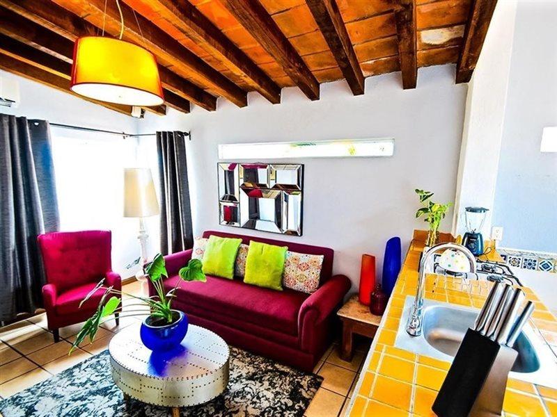 Villa Mercedes Petit Hotel-Adults Only Пуэрто-Вальярта Экстерьер фото