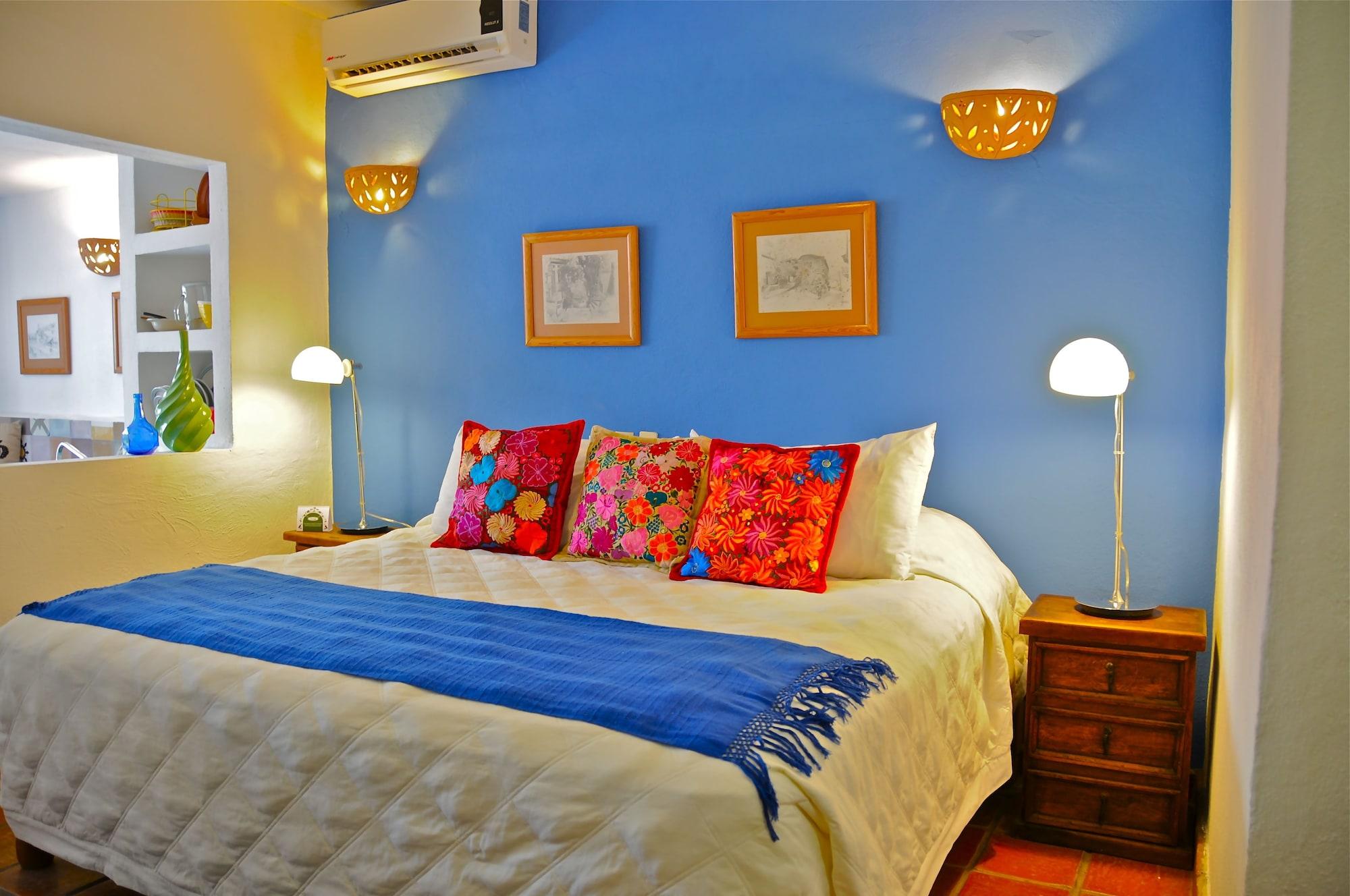 Villa Mercedes Petit Hotel-Adults Only Пуэрто-Вальярта Экстерьер фото