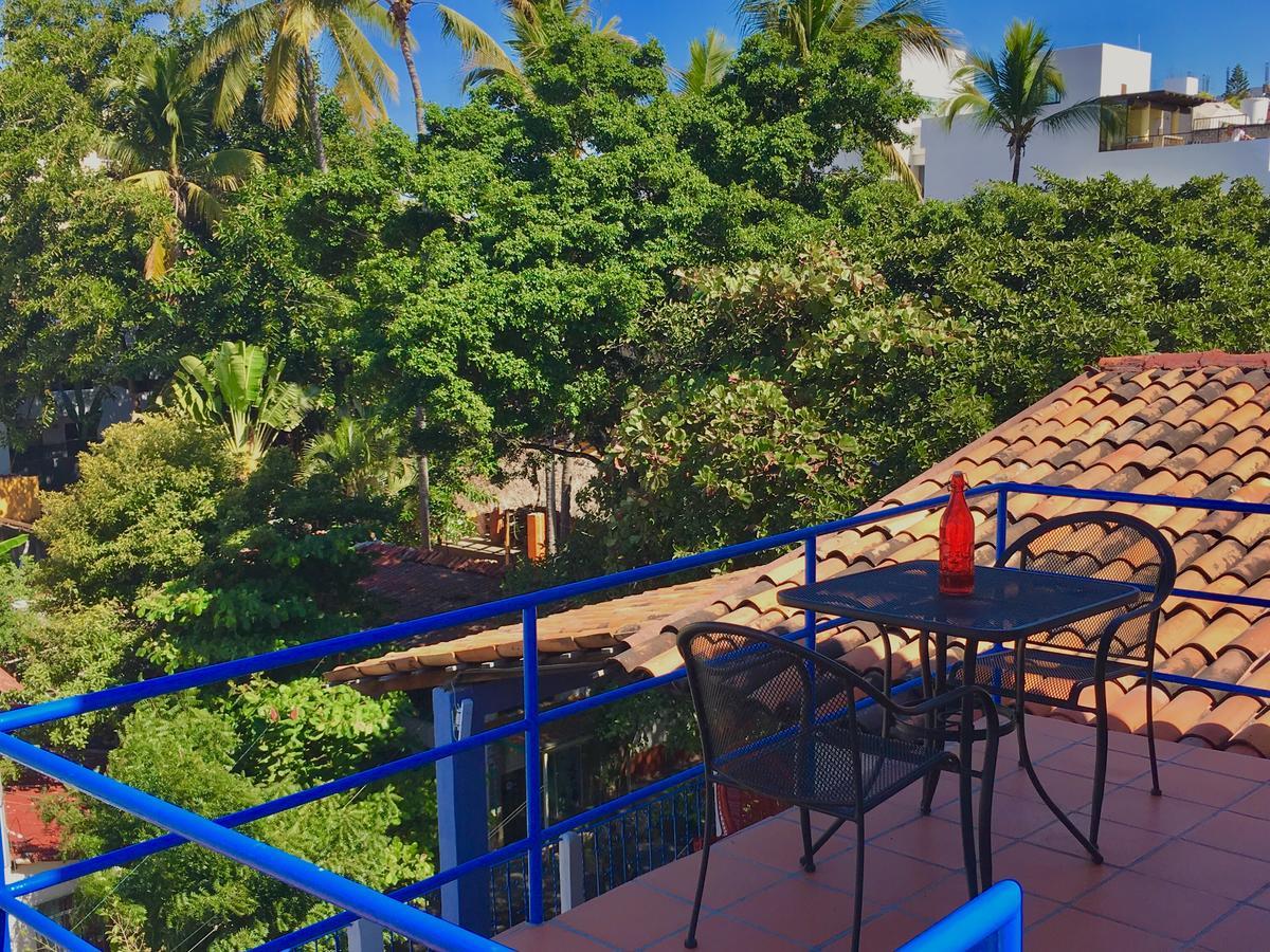 Villa Mercedes Petit Hotel-Adults Only Пуэрто-Вальярта Экстерьер фото