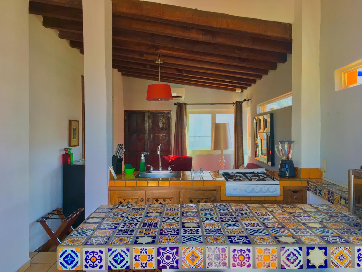 Villa Mercedes Petit Hotel-Adults Only Пуэрто-Вальярта Экстерьер фото